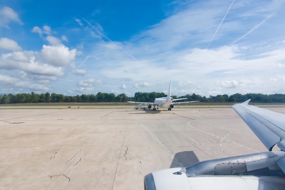 z6���������ǲ�(�й���)���޹�˾����