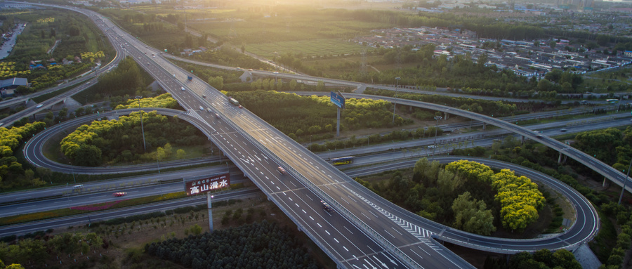 z6���������ǲ�(�й���)���޹�˾����