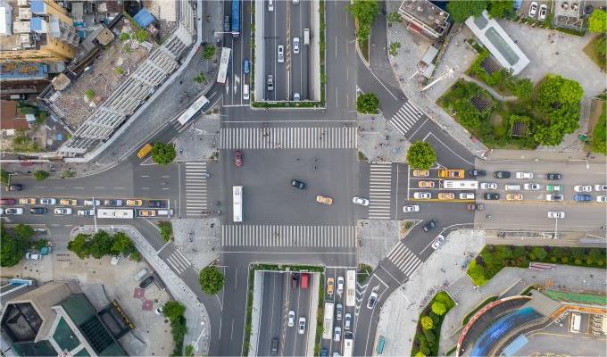 z6���������ǲ�(�й���)���޹�˾����