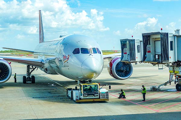 z6���������ǲ�(�й���)���޹�˾����